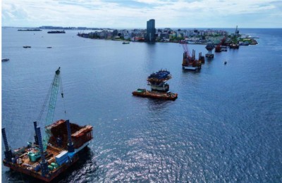 ތިލަމާލެ ބުރިޖުގެ ޕައިލްތައް ޖަހައި ނިންމައި، މަޝްރޫގެ 60 ޕަސެންޓް ނިންމައިފި