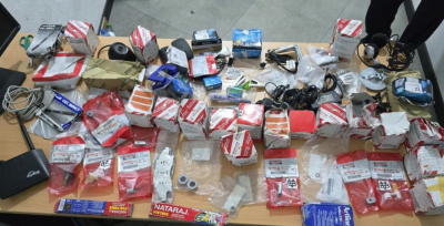 އިމިގްރޭޝަން ގުދަނަކުން ވަގަށް ނެގި އިލެކްޓްރޯނިކް ސާމާނު ވިއްކަން ހުއްޓައި ހައްޔަރުކޮށްފި