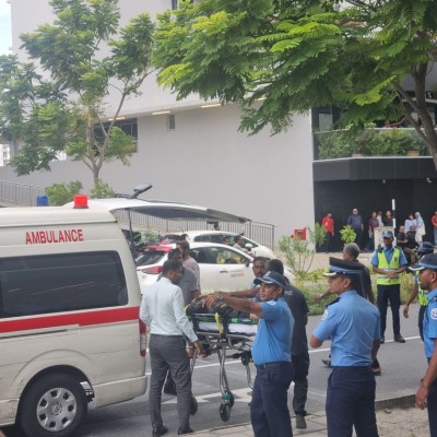 ވިނަރެސް ފްލެޓުގެ ޓަވަރަކުން ވެއްޓުނު ޒުވާނާ މަރުވެއްޖެ