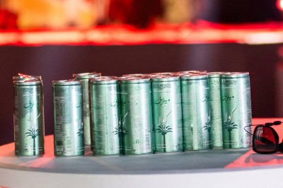 ސްޓޭންޑާޑް އެންޑް އޮރިޖިންގެ ފަރާތުން ރާއްޖެއަށް މިލަފް ކޯލާ ތައާރަފުކޮށްފި