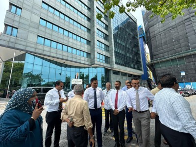 ޑޮލަރު މައްސަލަ: ގަވަރުނަރާ ބައްދަލުވަންދެން އެމްޑީޕީން ކޮންމެ ދުވަހަކު އެމްއެމްއޭއަށް ދަނީ