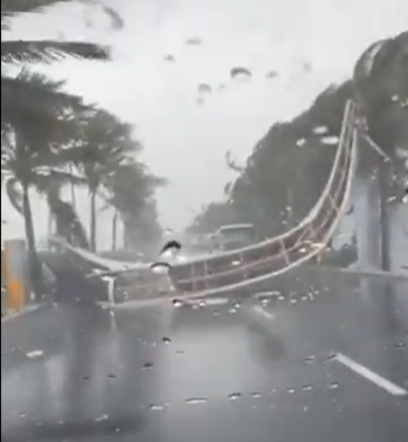 ވީއައިއޭއަށް ވަންނަ މަގުގައި ހުރި ގިޑިގެއެއް، ވައިގަދަވެގެން ވެއްޓިއްޖެ