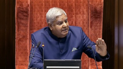 ފަރުވާއަށް އިސްކަންދޭން، އިންޑިއާގެ ނައިބު ރައީސް އިސްތިއުދާދެއްވަނީ