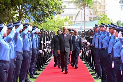 ޑުރަގުގެ ވަބާއާއި މަރުގެ އަދަބު: ސިޔާސީ ސްޓަންޓެއްތަ؟