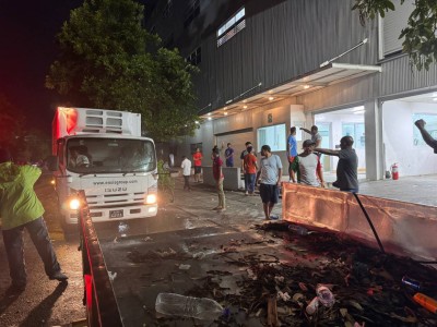 ރޯވީ އެންސިސް ގުދަނުގެ ހަތަރުވަނަ ފްލޯގައި، ބޮޑުބައި ކޮންޓްރޯލްވެއްޖެ