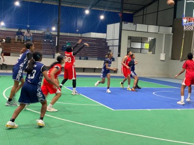 އެމްބީއޭ ވިމެންސް ޗެމްޕިއަންޝިޕަށް ތައްޔާރުވާން ސައިކްލޯން ލަންކާގައި ކޭމްޕުކޮށްފި