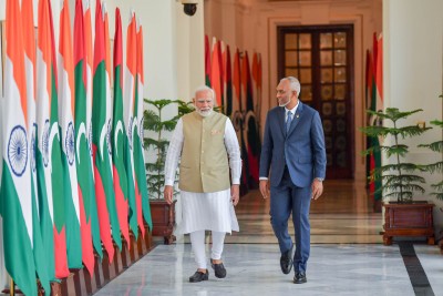 ދަތުރުފުޅުގެ ކުރިން މިނިވަން ވިޔަފާރީގެ އެއްބަސްވުމަށް މަޝްވަރާކުރަނީ