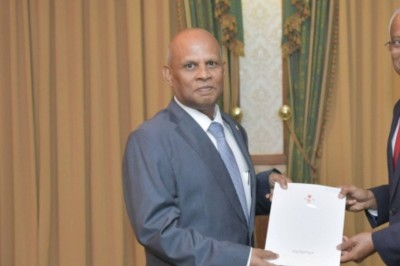 އިއްޔެ ނިޝާން އިއްޒުއްދީންގެ އިއްޒަތް ލިބިވަޑައިގެން ސޯބިރު އަވަހާރަވެއްޖެ