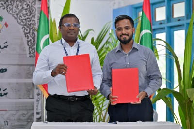 ކަމަދޫއަށް ސީޕްލޭން ޚިދުމަތްދޭން އައިލެންޑް އޭވިއޭޝަނުން ހޯކްސް ހޮޓެލްސްއާއެކު ސޮއިކޮށްފި