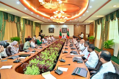 ގިނަ މީހުން އުޅެނީ ދަތީގައި، ޒަމާނާ ގުޅޭ ފަގީރުންގެ މަފުހޫމެއް ބޭނުންވޭ: ޝަހީމް