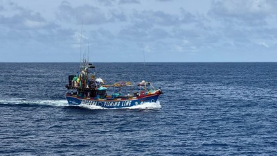 ދިއްފުށި ކައިރިން ލަންކާ މަސް ބޯޓެއް އަތުލައިގެންފި