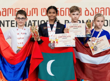 ޖޯޖިއާ މުބާރާތުން ލައިބާއަށް އެއް ރިހި، ދެ ލޯ މެޑަލް