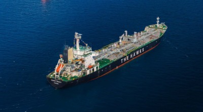 ހޯކްސްއިން އަމިއްލަ ކުންފުންޏެއްގެ އެންމެ ބޮޑު ތެޔޮ ޓޭންކަރު ގެނެސްފި