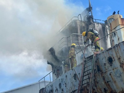 މާމިގިލީ ކައިރީ ޝިޕްރެކެއް ހަދަން، ގާސިމްގެ ބޯޓެއް ތައްޔާރުކުރަމުން ދަނިކޮށް ރޯވެއްޖެ