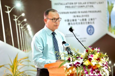 ލާމަރުކަޒީ ނިޒާމު ހަރުދަނާކޮށް، ކައުންސިލްތައް ބާރުވެރިކުރަން ރައީސް މަސައްކަތް ކުރައްވާ: އާދަމް ޝަރީފް