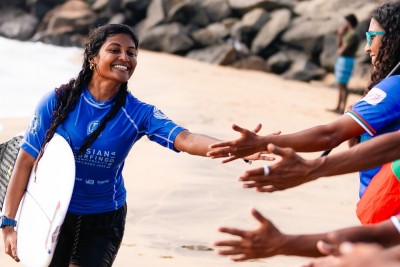 އޭޝިއާ މުބާރާތުން ރާއްޖޭގެ އަންހެން ރާޅާއެޅުންތެރިން ރެޕޯ ބުރަށް