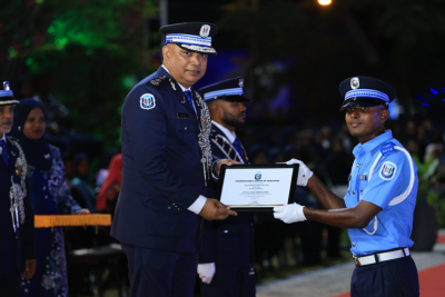 ފުލުހުންނަކީ މުޖުތަމައުގެ ބަލަދުވެރީން، މަސައްކަތް ކުރަންވާނީ ރައްޔިތުންގެ އިތުބާރު ހޯދަން: ސީޕީ