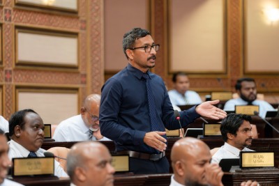 ނޫސްވެރިންނަށް މަރުގެ އަދަބު ދޭން ގޮވައިލުމުން، ފަލާހު ހޫނު ފެނަށް!