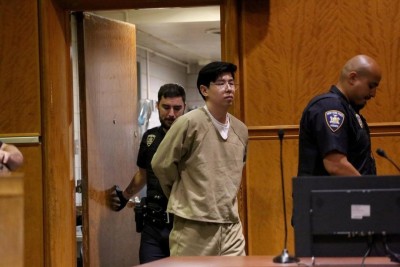 އެމެރިކާގައި ބަލިމީހުންނަށް ޖިންސީ ގޯނާކޮށް، ވީޑިއޯކުރި ޑޮކްޓަރަކު 24 އަހަރަށް ޖަލަށް ލައިފި