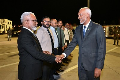 އިސްރާއީލުން ދިން ހަމަލާއާ ގުޅިގެން، މުސްލިމް ލީޑަރުން ބާއްވާ ބައްދަލުވުމަށް ރައީސް ގަތަރަށް