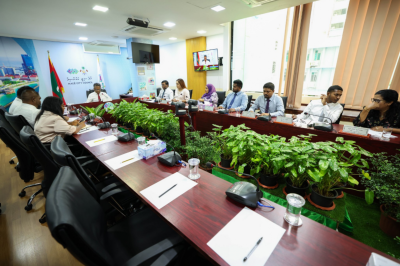 މަސް މާރުކޭޓު ހަދަން އަގު ބޮޑުކޮށް ދިނުމުގައި ޕީއެންސީ ކައުންސިލަރުން ޝާމިލުވިކަން ފާހަގަނުވޭ: އާޒިމް