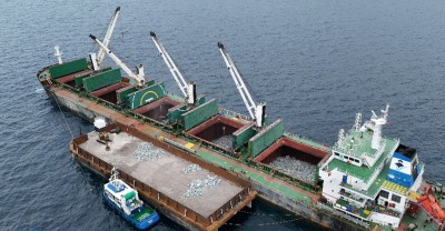 މަޝްރޫއުތައް ނިންމަން ބޭނުންވާ ބޮޑުހިލައިގެ ފުރަތަމަ ޝިޕްމަންޓު ގެނެސްފި