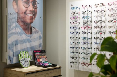 ސްކޫލް ޗުއްޓީއަށް އައިކެއާގެ ޕްރޮމޯޝަނެއް: ދެ ނަސީބުވެރިއަކަށް އުމްރާ ދަތުރު ލިބޭނެ