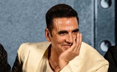 އަކްޝޭއަކީ 'މަނީ މައިންޑެޑް' މީހެކޭ ބުނުމުން ރައްދު ދީފި