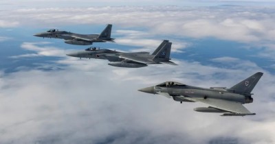 ރަޝިޔާއާ ކުރިމަތިލުމަށްޓަކައި އިނގިރޭސި ވައިގެ ސިފައިން ޕޮލެންޑްގައި ހަރަކާތްތެރިވާން ފަށައިިފި