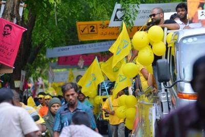 ހަމަނުޖެހުން ހިންގަން އުޅެނީ ސަރުކާރުން ގުރޫޕުތަކަށް ފައިސާ ދީގެން، ފުލުހުންގެ ރައްކާތެރިކަން ބޭނުން: އެމްޑީޕީ