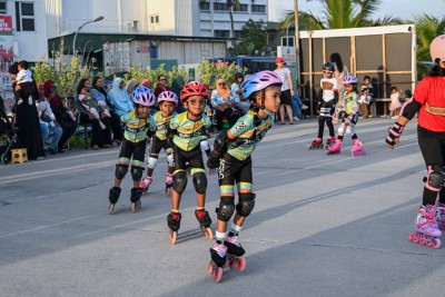 އުސްފަސްގަނޑު، ސްކޭޓް އެރީނާއަކަށް ހަދަން ބިންގާ އަޅައިފި