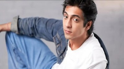 އަހާންއަށް ސަންޖޭ ލީލާ ބަންސާލީގެ ފިލްމެއް