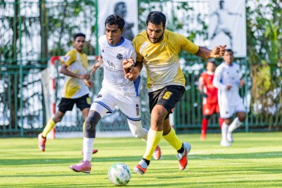 ދެ ލެގުން ޖުމެއިރާ ބަލިކޮށް ވަލްޑޯފަށް ފައިނަލުގެ ފުރުސަތު