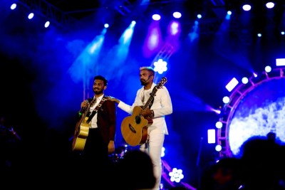 ޓޫ އޮފް އަސްއިން ދެން ނަސޫހު ނުފެންނާނެ