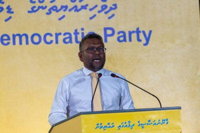 ނޫނެކޭ ބުނަން ނުކުރޭނަމަ އެމްއެމްއޭއާއި ޕެންޝަން އޮފީހުގެ ބޯޑު މެންބަރުން އިސްތިއުފާދޭން ފައްޔާޒު ގޮވައިލައްވައިފި