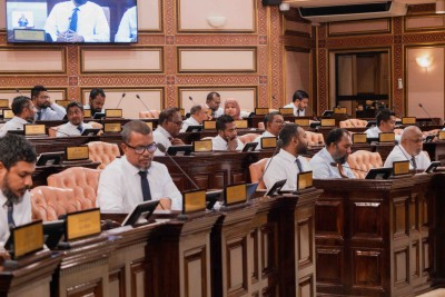 އެސްއީޒެޑް ބިލް ދިރާސާކުރަން އިތުރު ވަގުތަށް އެމްޑީޕީން އެދެނިކޮށް، އަވަސްއަރުވާލައިގެން ކޮމިޓީން ފާސްކޮށްފި