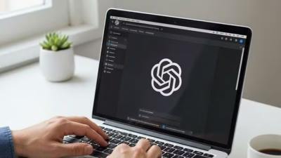 ޗެޓްޖީޕީޓީ ބޭނުންކޮށް، ޕޭޕަލްއިން ވަޒީފާ ހޯދައިފި