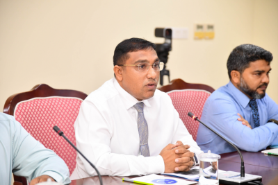 މުހިންމު ލިޔެކިޔުންތަކެއް ނެތް، ދެ އަހަރުވީއިރު ވެސް ފެނަކަ ހަމައަކަށް ނޭޅުވުނު: ނަޖާހު