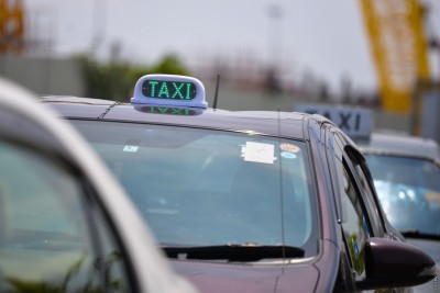 ޓެކްސީ ލައިނަށް 407 ޑްރައިވަރުން ހޯދަނީ، މުސާރަ ހާމައެއް ނުކުރޭ