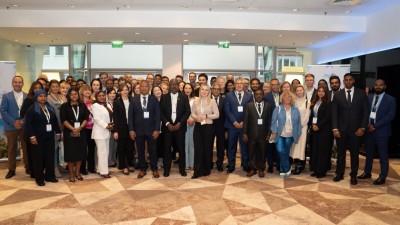 ޔޫރަޕްގައި ރާއްޖޭގެ ފަތުރުވެރިކަން ކުރިއަރުވައި ވިޔަފާރިތަކުން ގުޅުން ބަދަހިކުރަން، ރޯޑްޝޯއެއް ބާއްވަނީ