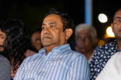 ސްޓެލްކޯއަށް އިދާރާތަކުން ދަރައިފައި އޮތް ފައިސާ ނުލިބި، ދެން ދަނީ ތެޔޮ ގަންނަން ލާރި ނެތް ހިސާބަށް: ޔާމީން