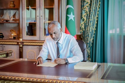 އިގުތިސާދަށް މުހިންމު ކަމަށް ބުނެ މަޖިލީހުން ފާސްކުރި އެސްއީޒެޑް ބިލު ތަސްދީގުކުރައްވައިފި