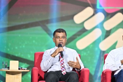 ދުންފަތާ ދެކޮޅަށް އެޅި ފިޔަވަޅުތަކަކީ ކުށް އިތުރުވާންޖެހޭ ސަބަބެއް ނޫން: ހެލްތު މިނިސްޓަރު