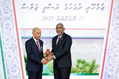 ނިޝާން މުލީގެ އިއްޒަތް ދަމާސް ޞާލިޙަށް އަރުވައިފި