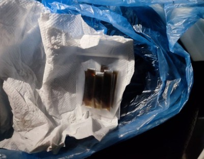 ފައެނާގެ ފިރިމީހާގެ އަތުން ފެނުނު ކަމަށް ތުހުމަތު ކުރާ ޑްރަގް، ޓްރެފިކިން މިންގަނޑަށް ފެތޭ!