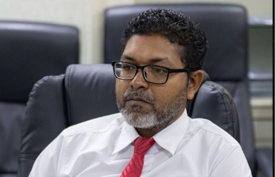 އިސްތިއުނާފް މައްސަލަ ބަލަން އިންނެވީ އަމުރު ނެރުއްވި ފަނޑިޔާރު