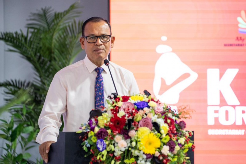 އަތޮޅު ކައުންސިލްތައް އުވުނަސް، މުވައްޒަފުންގެ މަގާމުތަކާއި ވަޒީފާއަށް ބިރެއް ނެތް: އާދަމް ޝަރީފް