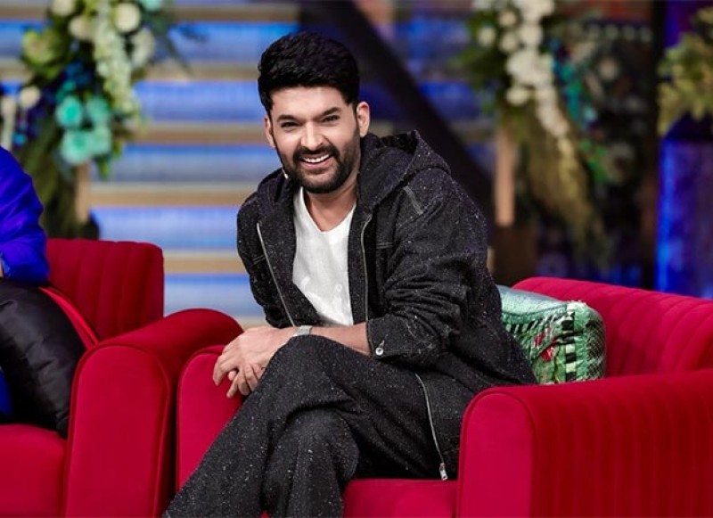 ކަޕިލް 11 އަހަރަށްފަހު ކަލަސްގެ ޝޯއަކަށް