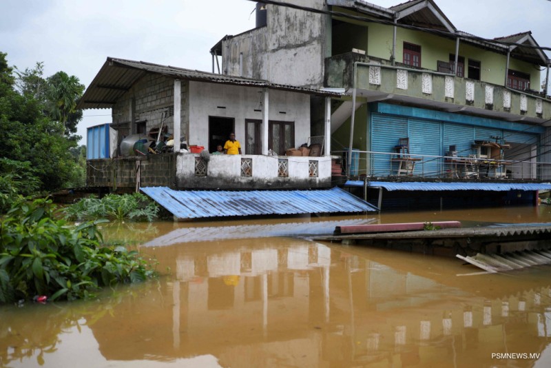 ސްރީ ލަންކާގައި ކުއްލި ނުރައްކަލުގެ ޙާލަތު އިޢުލާނުކޮށް ބައިނަލްއަޤްވާމީ އެހީތެރި ކަމަށް އެދެފި