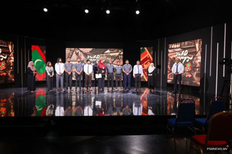 "ސިލޯނާއެކު ދިވެހީން" އެޗްޑީސީން އެއްލައްކަ ރުފިޔާ ހަދިޔާކޮށްފި